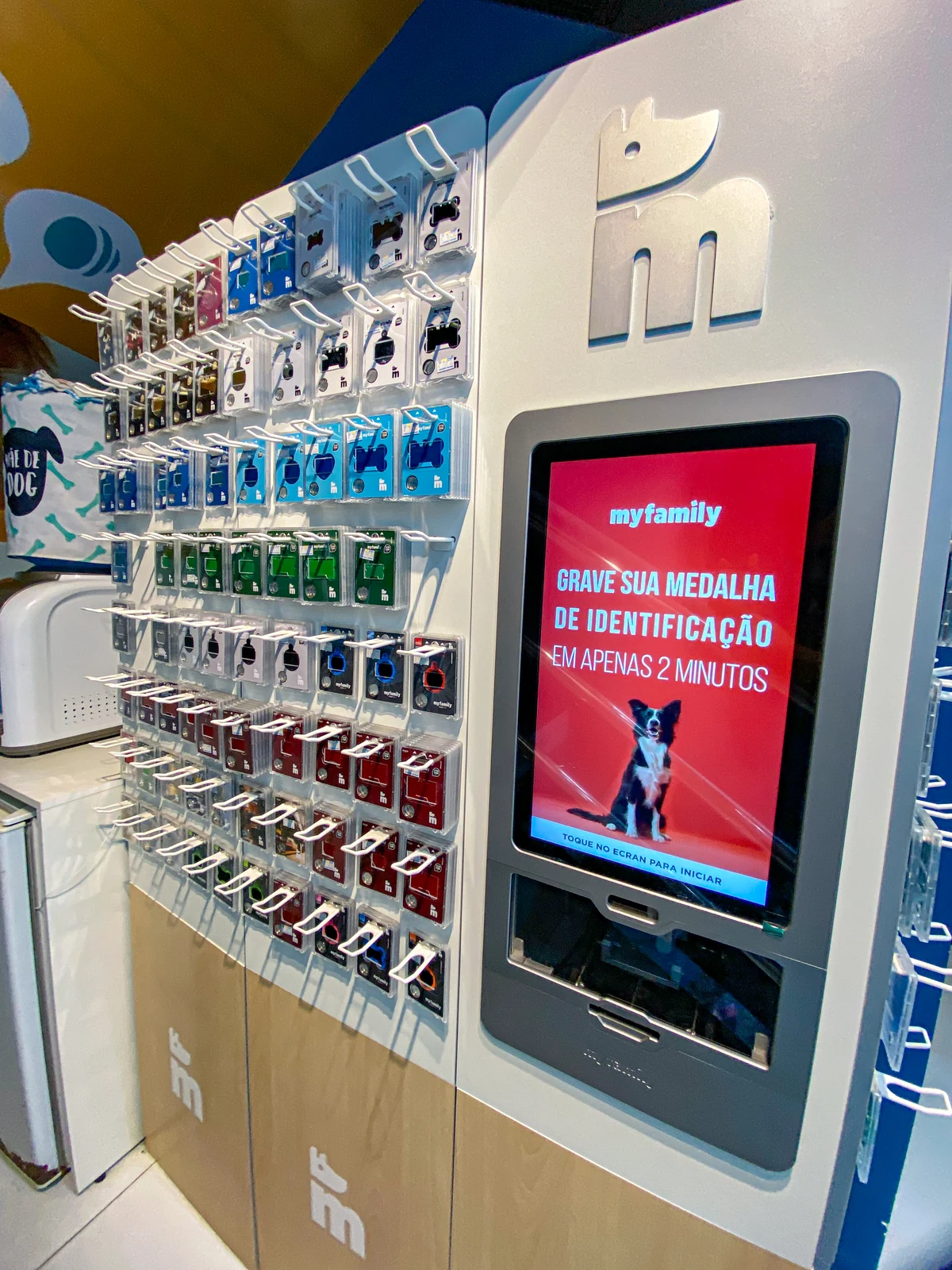 Máquina MyFamily e modelos de plaquinhas de identificação na Nutriaves